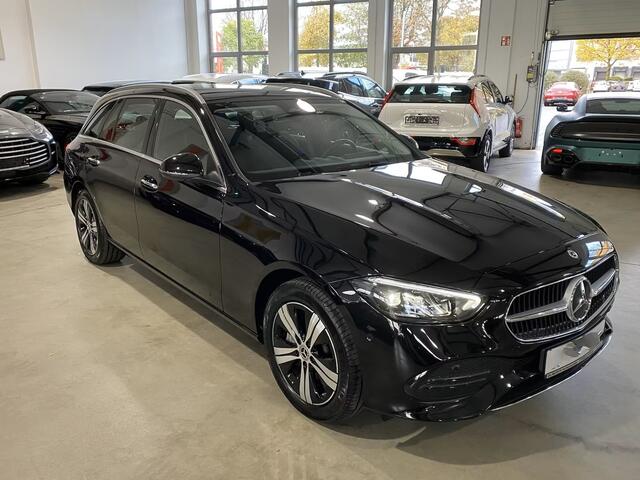 Mercedes-Benz C-KLASSE Estate 300e T AVANTGARDE ** LED, MBUX+, PANORAMA, TREKH, WINTER- & SPIEGEL-PACK, KEYLESS ** 1e EIG - UNFALLFREI ** ** INFORMEER OOK NAAR ONZE AANTREKKELIJKE FINANCIAL-LEASE TARIEVEN **