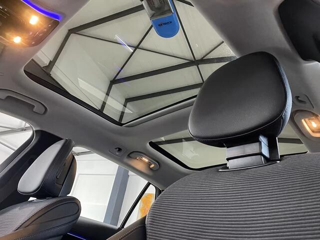 Mercedes-Benz C-KLASSE Estate 300e T AVANTGARDE ** LED, MBUX+, PANORAMA, TREKH, WINTER- & SPIEGEL-PACK, KEYLESS ** 1e EIG - UNFALLFREI ** ** INFORMEER OOK NAAR ONZE AANTREKKELIJKE FINANCIAL-LEASE TARIEVEN **