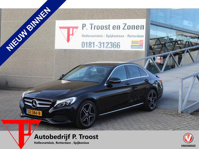 Mercedes-Benz C-KLASSE 180 Premium Plus Lederen sportstoelen/Led lampen/Parkeersensoren/Trekhaak/Spiegel en stoelverwarming/Cruise control/Navigatie/Climate control/Licht metalen velgen