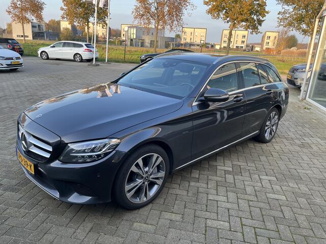 Mercedes-Benz C-KLASSE Estate 300 de Business Solution Luxury Limited