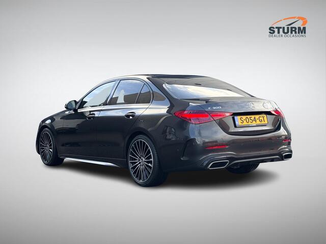 Mercedes-Benz C-KLASSE 300 AMG Line NL-Auto, Uiktlapbare Trekhaak + Multispaakvelgen!
