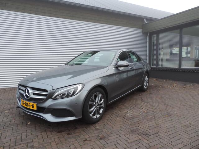 Mercedes-Benz C-KLASSE 180 Business Solution LAGE KM