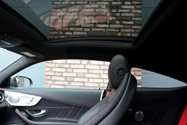 Mercedes-Benz C-KLASSE Coupé AMG 43 4MATIC | Panoramadak | Carbon | Burmester | Memory | AMG Performance Stuurwiel | Surround Camera | Schakelbaar Uitlaatsysteem | Spoorassistent | Dodehoekassistent |