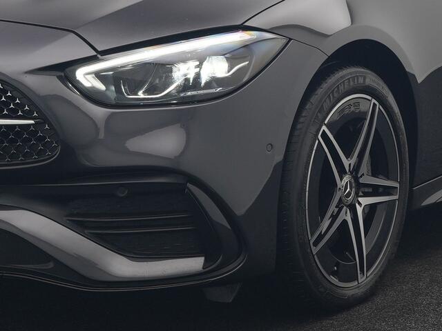 Mercedes-Benz C-KLASSE Estate 300 e AMG Line Plug In Hybrid 313pk Dealer O.H. PHEV | Panodak | Camera | Lederen Sportstoelen Memory & Verwarmd | Apple Carplay | Sfeerverlichting | Navigatie | Cruise Control | DAB |