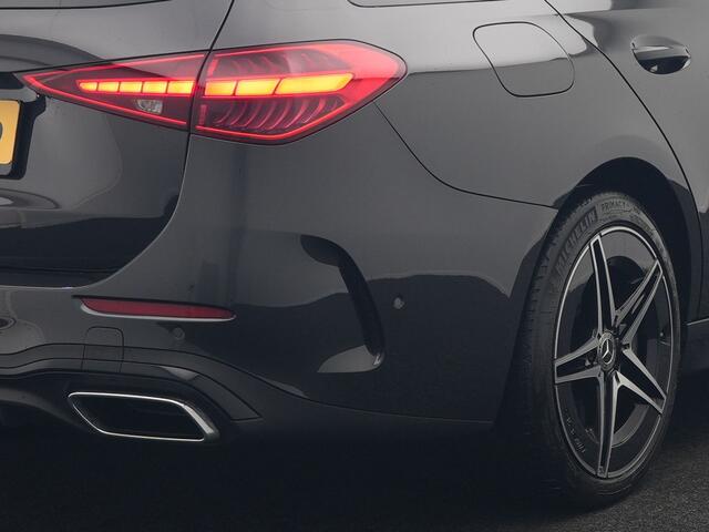 Mercedes-Benz C-KLASSE Estate 300 e AMG Line Plug In Hybrid 313pk Dealer O.H. PHEV | Panodak | Camera | Lederen Sportstoelen Memory & Verwarmd | Apple Carplay | Sfeerverlichting | Navigatie | Cruise Control | DAB |