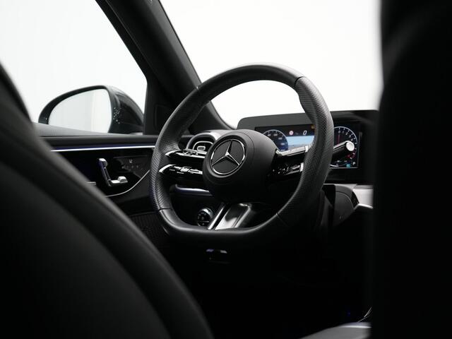 Mercedes-Benz C-KLASSE Estate 300 e AMG Line Plug In Hybrid 313pk Dealer O.H. PHEV | Panodak | Camera | Lederen Sportstoelen Memory & Verwarmd | Apple Carplay | Sfeerverlichting | Navigatie | Cruise Control | DAB |
