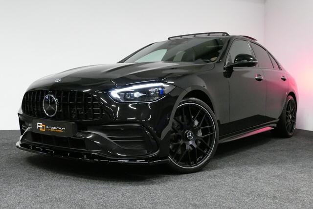 Mercedes-Benz C-KLASSE 300 e AMG Line / C63 AMG Diffuser / Panamericana Grille / Panoramadak / Elektr. verstelbare voorstoelen + memory / Digital Laser Light / Ambienteverlichting Plus / Keyless / Apple Carplay - Android Auto / Stoelverwarming / HUD / Stuurwielverwarming / Acht