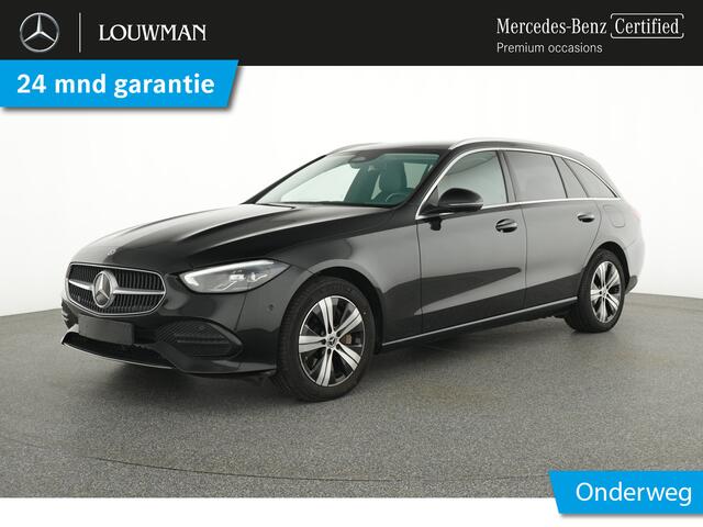 Mercedes-Benz C-KLASSE Estate 300 e Plug-In Hybride Trekhaak | Panorama Schuif-Kanteldak | Apple CarPlay | Easy-Pack Achterklep | Keyless-Go | Ledkoplampen. Inclusief 24 maanden MB Certified garantie voor Europa.