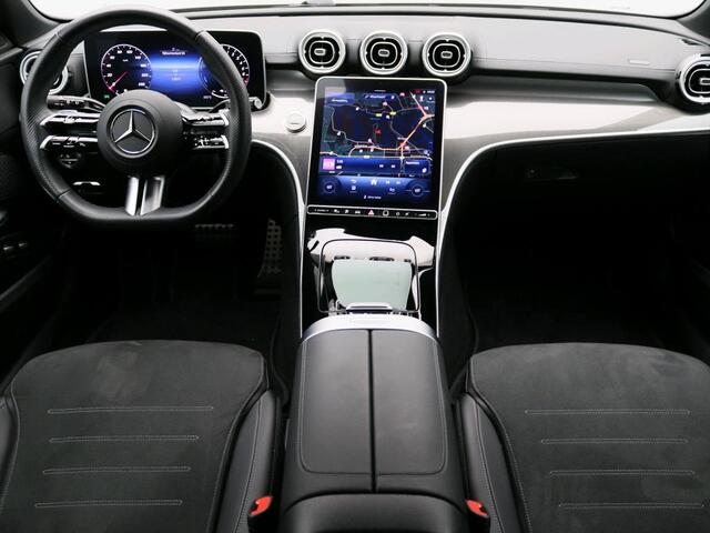 Mercedes-Benz C-KLASSE Estate 300 e AMG Plug-In Hybride AMG Line | Night Pakket | Panorama Schuif-Kanteldak | Ledkoplampen | Alarm | Achteruitrijcamera | Keyless-Go | Memory Voorstoelen. Inclusief 24 maanden MB Certified garantie voor Europa.