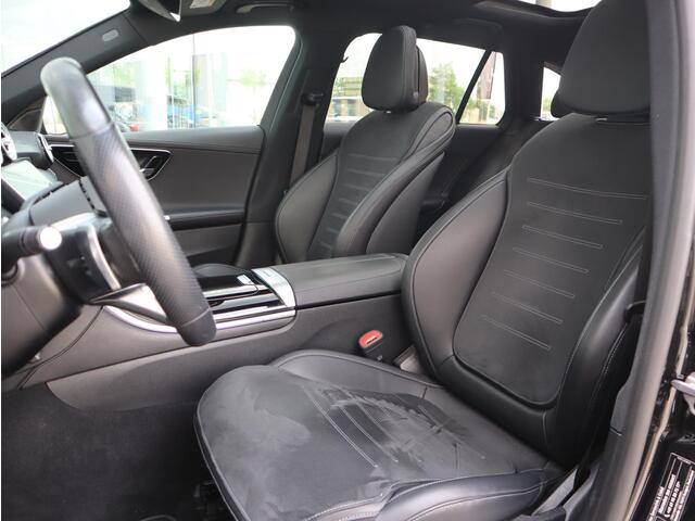 Mercedes-Benz C-KLASSE Estate 300 e AMG Line | Panoramadak | Navigatie | Camera | LED | Automaat