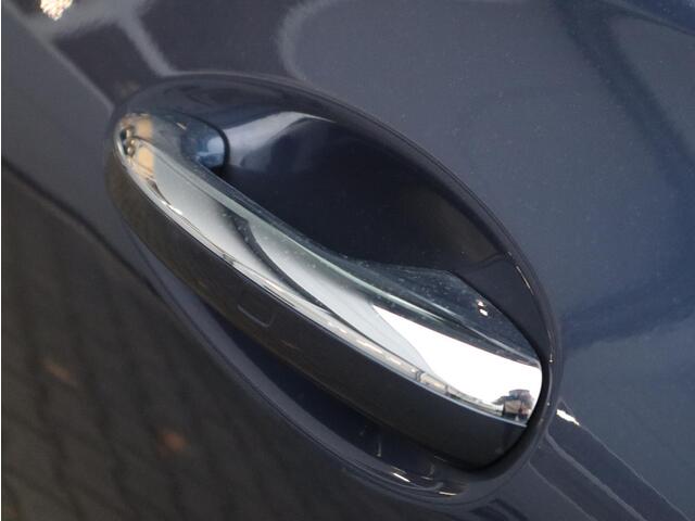 Mercedes-Benz C-KLASSE 180 AMG Line