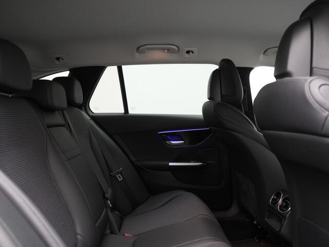 Mercedes-Benz C-KLASSE Estate 300 e Avantgarde Plug In Hybrid 313pk Dealer O.H. PHEV | Trekhaak Af Fabriek | Camera | Night Pakket | Sportstoelen Verwarmd | Apple Carplay | Sfeerverlichting | Navigatie | Virtual | DAB |