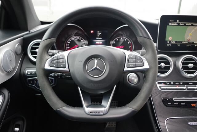 Mercedes-Benz C-KLASSE Coupé 180 Premium AMG-Line Night Edition, Panoramadak, Burmester, Keyless, 19" LM, Camera