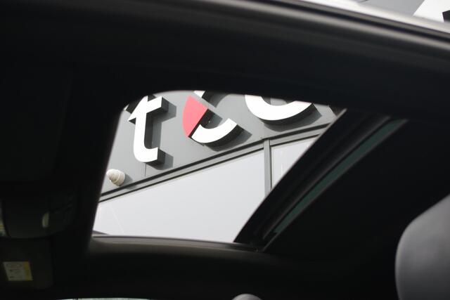 Mercedes-Benz C-KLASSE Coupé 180 Premium AMG-Line Night Edition, Panoramadak, Burmester, Keyless, 19" LM, Camera