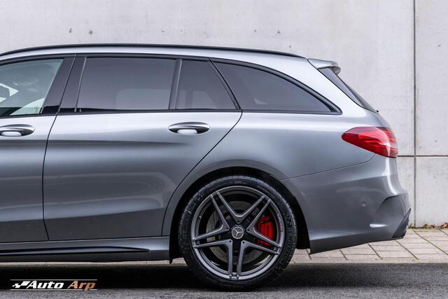 Mercedes-Benz C-KLASSE Estate AMG 63 S Edition 1