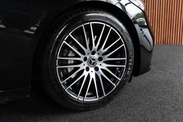 Mercedes-Benz C-KLASSE Estate 180 AMG Line Navi Leer Camera Nightpack PTS Ambient Elekt. achterklep PTS LM velgen BTW auto!