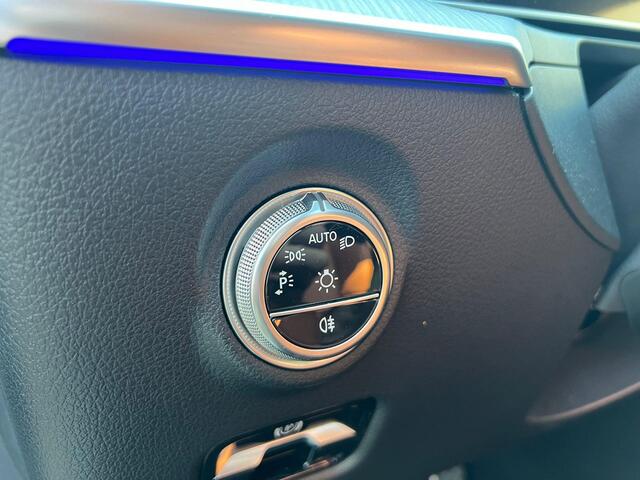 Mercedes-Benz C-KLASSE Estate All-Terrain 200 4MATIC | Premium Plus | Panoramadak | Trekhaak | Rijassistentie Pakket Plus | Burmester 3D Surround Sound | Head-up Display | 360° Camera | DISTRONIC Afstandsassistent | Verkeersbordenassistent | DIGITAL LIGHT | Elektrisch Verstelba