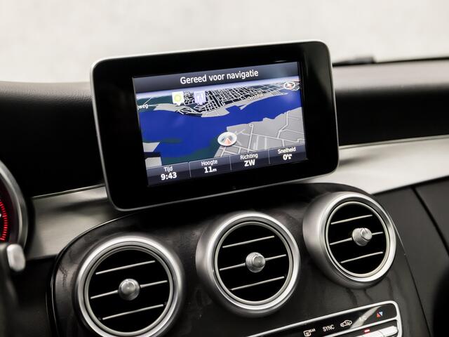 Mercedes-Benz C-KLASSE Coupé 180 AMG Sport 157Pk Automaat (SCHUIFDAK, NAVIGATIE, STOELVERWARMING, LEDER/ALCANTARA, ZWART HEMEL, SPORTSTOELEN, FLIPPERS, LED KOPLAMPEN, NIEUWE APK, NIEUWSTAAT)