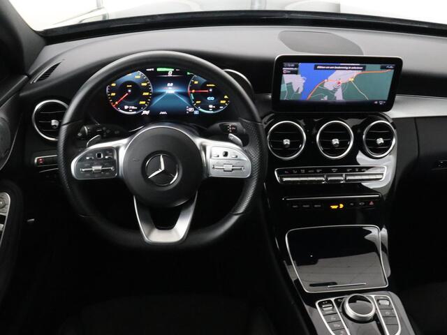 Mercedes-Benz C-KLASSE 300e AMG Night | Adaptive cruise | Stoelverwarming | Carplay | Leder/Alcantara | Camera | Burmester Surround | Navigatie | Sfeerverlichting | Digital Cockpit | PHEV | Plug In