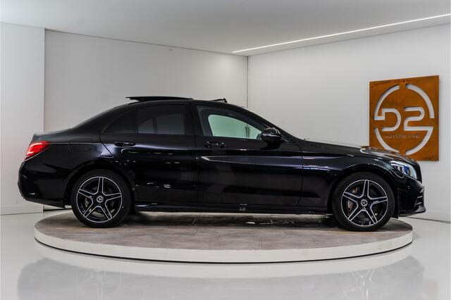 Mercedes-Benz C-KLASSE 300 e Premium AMG 313PK | NL AUTO+NAP+1E EIG | Pano | Carplay | Sfeer | 360 | 12 MND Garantie