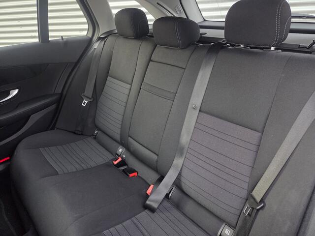 Mercedes-Benz C-KLASSE Estate 200 d Premium Plus Pack | Airco (automatisch) | Matrix LED koplampen | Voorstoelen verwarmd