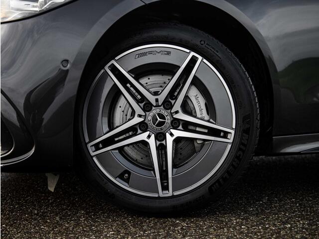 Mercedes-Benz C-KLASSE 300e Estate AMG Line Carbon Sfeerverlichting