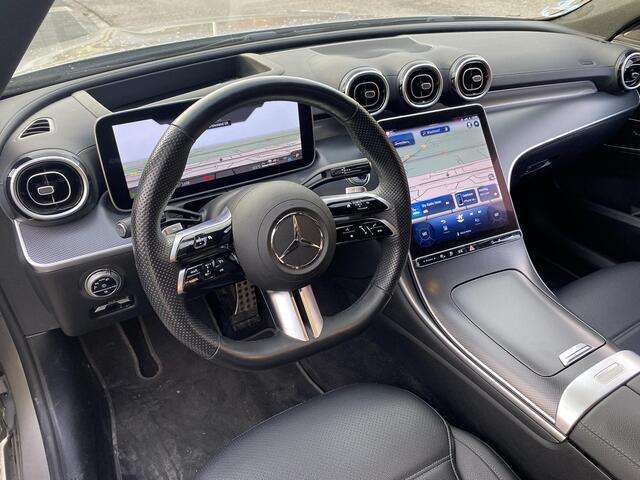 Mercedes-Benz C-KLASSE Estate 300 e 4MATIC AMG Line met o.a. laser LED, HUD, sfeer, trekh., stoel-/stuurverwarming, etc.