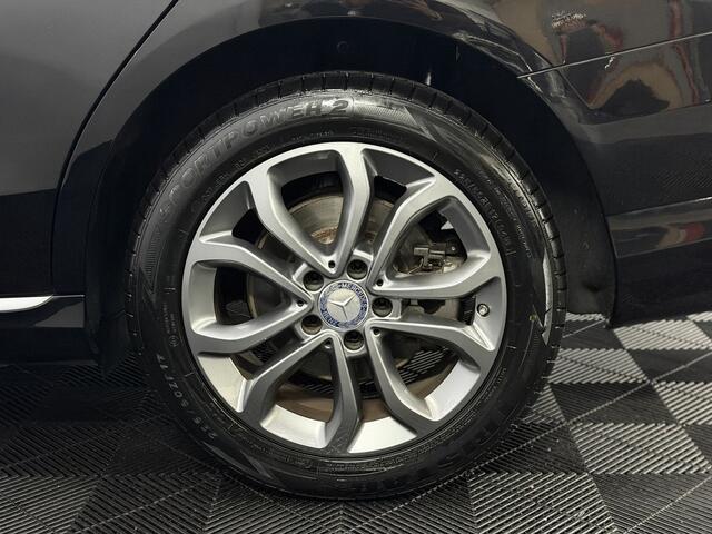 Mercedes-Benz C-KLASSE 200 Prestige Schuifdak, Camera, Half leder, Navi, Keyless start, Stoelverwarming, Rijstrook correctie, Cruise control