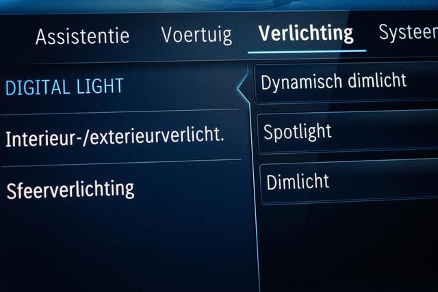 Mercedes-Benz C-KLASSE Estate 200 AMG Line | PREMIUM PACK | LASER LED | PANORAMADAK | 360 CAMERA | TREKHAAK | 19"