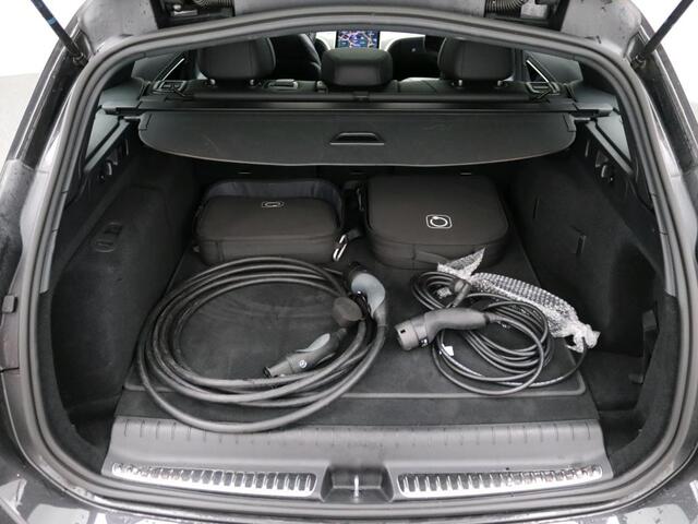 Mercedes-Benz C-KLASSE Estate 300 e Star Edition AMG Line Plus AMG Line | Night Pakket | Panorama Schuif-Kanteldak | Alarm | Sfeerverlichting | Easy Pack Achterklep. Inclusief 24 maanden MB Certified garantie voor Europa.