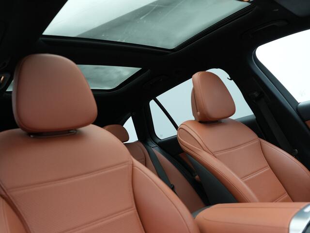 Mercedes-Benz C-KLASSE Estate 300 e Avantgarde Plug In Hybrid 313pk Dealer O.H PHEV | Panodak | Adaptive Cruise | 360 Camera | Digital Light | Lederen Sportstoelen Verwarmd | Keyless | Navigatie | Virtual | DAB+ | 18" L.M |