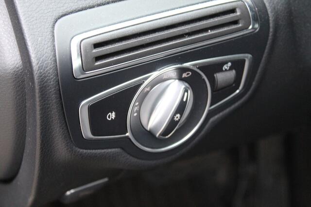 Mercedes-Benz C-KLASSE 180 Business Solution//58.855km!!