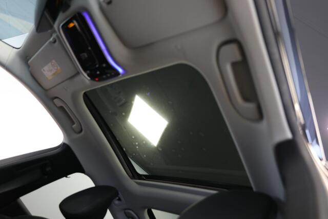 Mercedes-Benz C-KLASSE 300 e AMG Line | Schuif- opendak | Cruise Adaptief | Sfeerverlichting