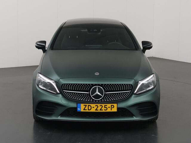 Mercedes-Benz C-KLASSE Coupé 300 AMG Premium Night | Panoramadak | Lederen bekleding | Burmester | 19" lichtmetalen velgen | Multibeam | Keyless |