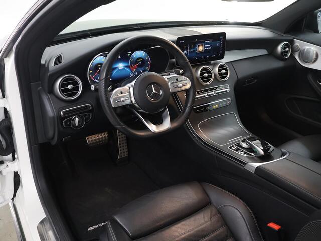 Mercedes-Benz C-KLASSE Coupé 300 AMG Premium Night | Panoramadak | Lederen bekleding | Burmester | 19" lichtmetalen velgen | Multibeam | Keyless |