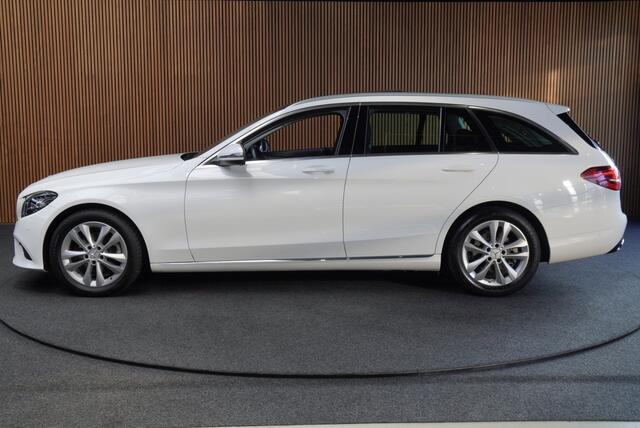 Mercedes-Benz C-KLASSE Estate 180 Navi Leder Camera LED PTS Elektr. achterklep Climate Control LM velgen