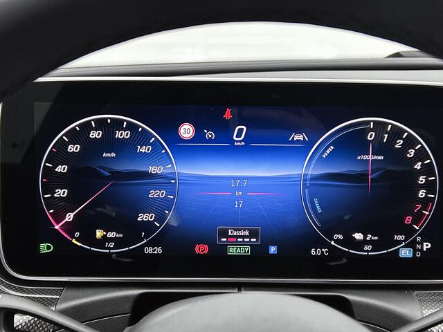 Mercedes-Benz C-KLASSE 300 e Business Solution AMG | Comfortpakket Plus | Winter pakket | Nightpakket | Middenconsole metaalstructuur | Trekhaak | Memorypakket | 360°-camera | Panoramaschuifdak |