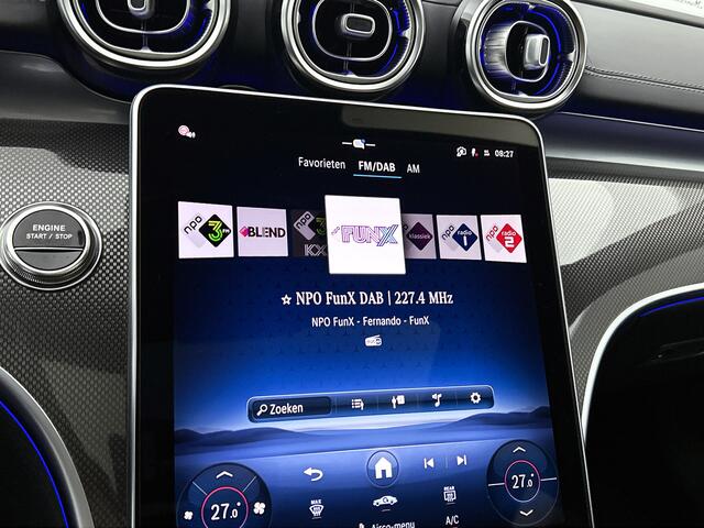 Mercedes-Benz C-KLASSE 300 e Business Solution AMG | Comfortpakket Plus | Winter pakket | Nightpakket | Middenconsole metaalstructuur | Trekhaak | Memorypakket | 360°-camera | Panoramaschuifdak |