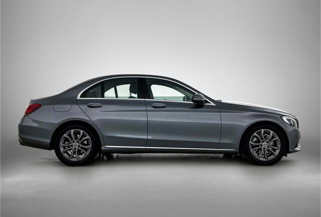 Mercedes-Benz C-KLASSE 180 Business Solution DCT 9 / Afn.trekhaak / Navigatie / Parkeersensoren