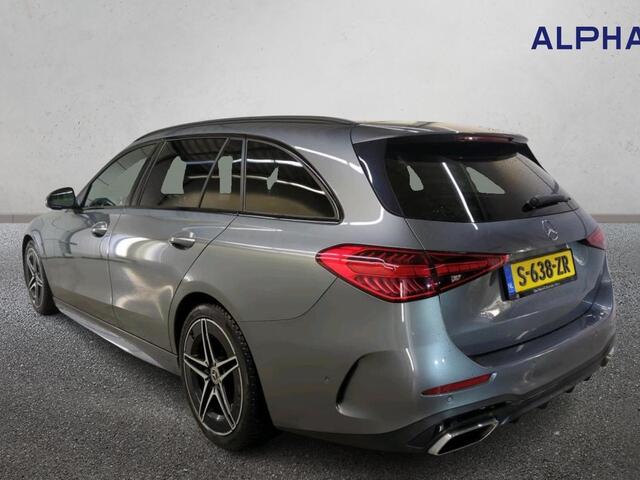 Mercedes-Benz C-KLASSE Estate 180 AMG Line Full Options NL Auto (¤ 69.167 New!) Panoramadak Burmester Audio Achterasbesturing Digital LED Koplamp Ambiente Premium Plus Pack Leder HUD Display Night Pack