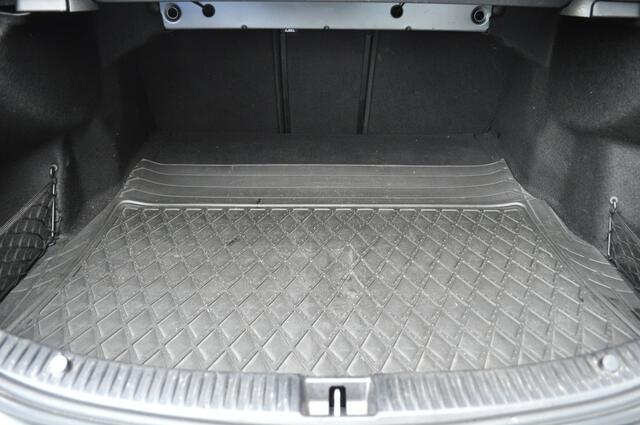 Mercedes-Benz C-KLASSE 200 Prestige Comfort 185Pk Aut Nav elek st.