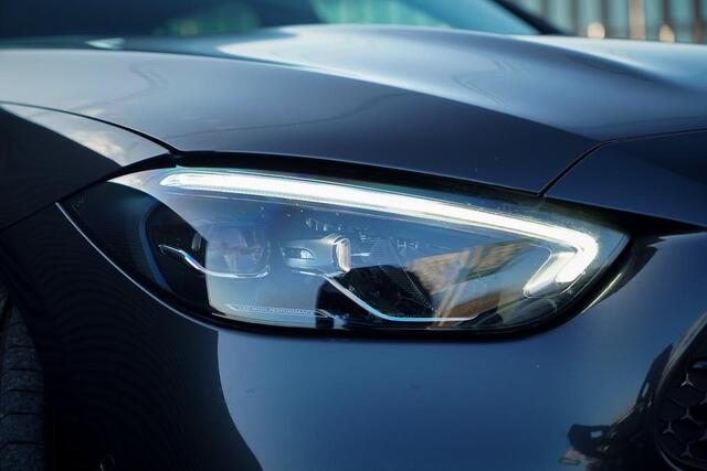 Mercedes-Benz C-KLASSE Estate 200 AMG Line / Pano / Burmester / Trekhaak / Stoelverwarming