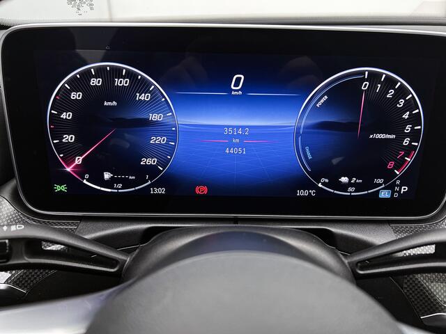 Mercedes-Benz C-KLASSE Estate 300 e AMG Line | Trekhaak | AMG Styling | Panorama Schuif-Kanteldak | Night Pakket | Inclusief 24 maanden MB Certified garantie voor Europa.