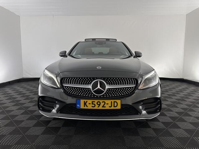 Mercedes-Benz C-KLASSE 300 e Business Solution AMG Limited ( Plug-in ) (INCL.BTW) *PANO | LEATHER | MULTIBEAM-LED | DISTRONIC | DIGI-COCKPIT | HEATED-SPORTSEATS | TOP-VIEW | NAVI-FULLMAP | DAB+ | KEYLESS | TOWBAR | 18''ALU*