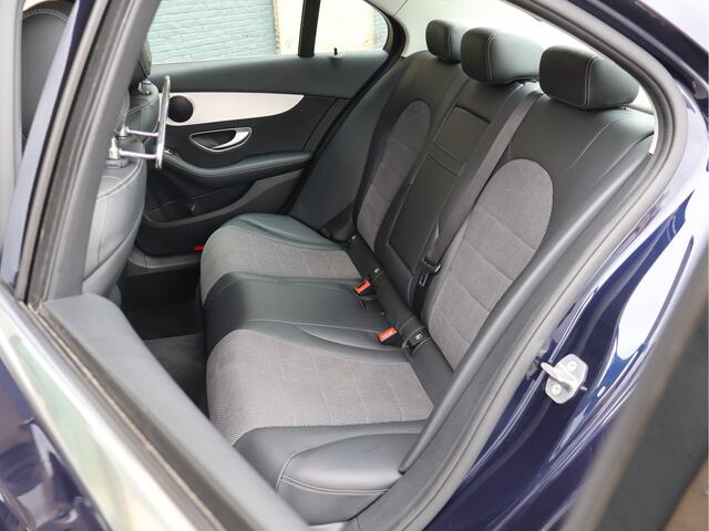 Mercedes-Benz C-KLASSE 180 Premium Plus Automaat | Org. NL | Navi | Camera | Stoelverwarming |