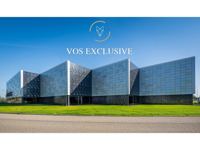 Mercedes-Benz C-KLASSE Estate 300 AMG Night Massage|ACC|Keyless|Pano|360|Soundsysteem|LED|19"|New Service