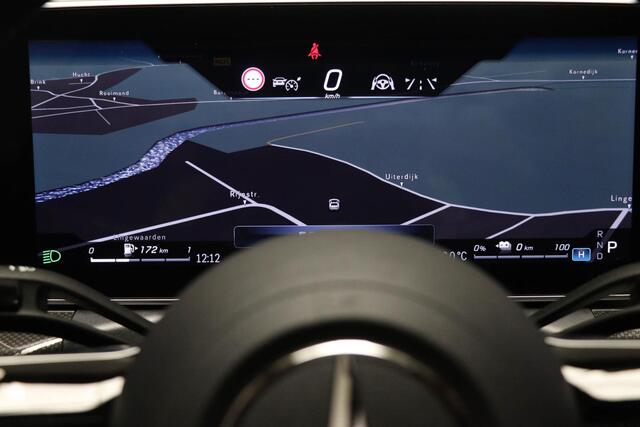 Mercedes-Benz C-KLASSE 300 e AMG Line | PANORAMADAK | VOORKLIMATISERING | CAMERA