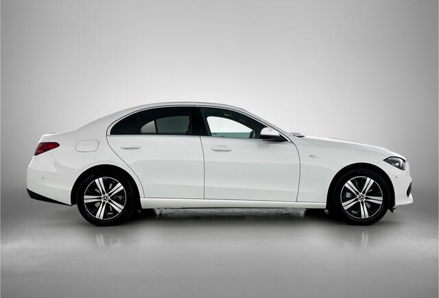 Mercedes-Benz C-KLASSE 300 e Business Solution | Trekhaak | Donkergetint glas achter | Achteruitrijcamera | Smartphone-integratie | GUARD 360 ° Vehicle protection Plus | Stoelverwarming voor | Zitcomfortpakket |