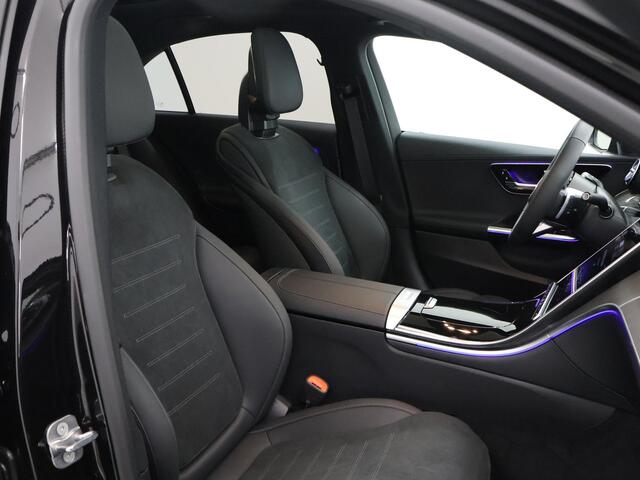 Mercedes-Benz C-KLASSE 300e Business Solution AMG | Panoramaschuifdak | Trekhaak | DIGITAL LIGHT | Nightpakket | dodehoekassistent | 360° camera |