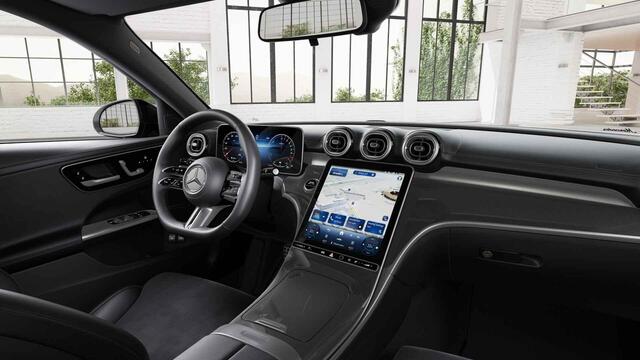 Mercedes-Benz C-KLASSE Estate 300e Business Solution AMG | Panoramaschuifdak | Trekhaak | Nightpakket |